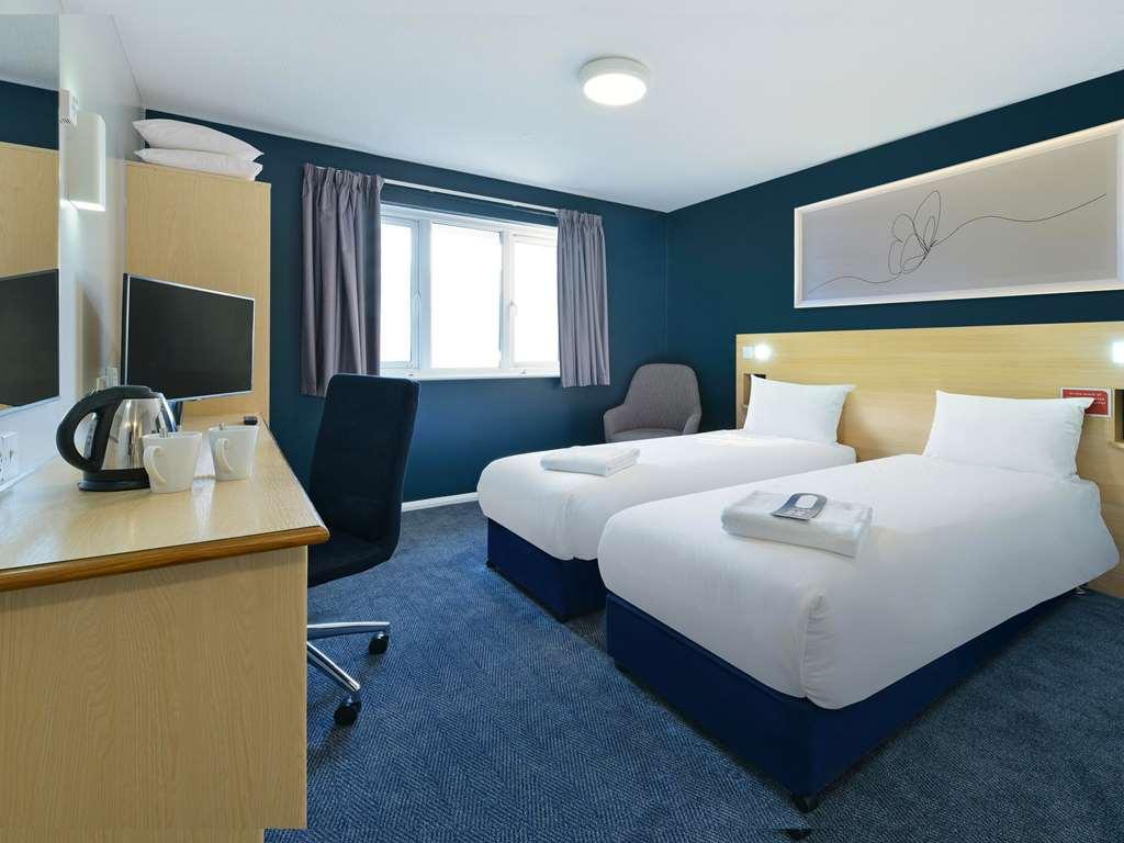 Travelodge Brighton Room photo